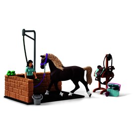 Schleich Washing Area With Emily & Luna